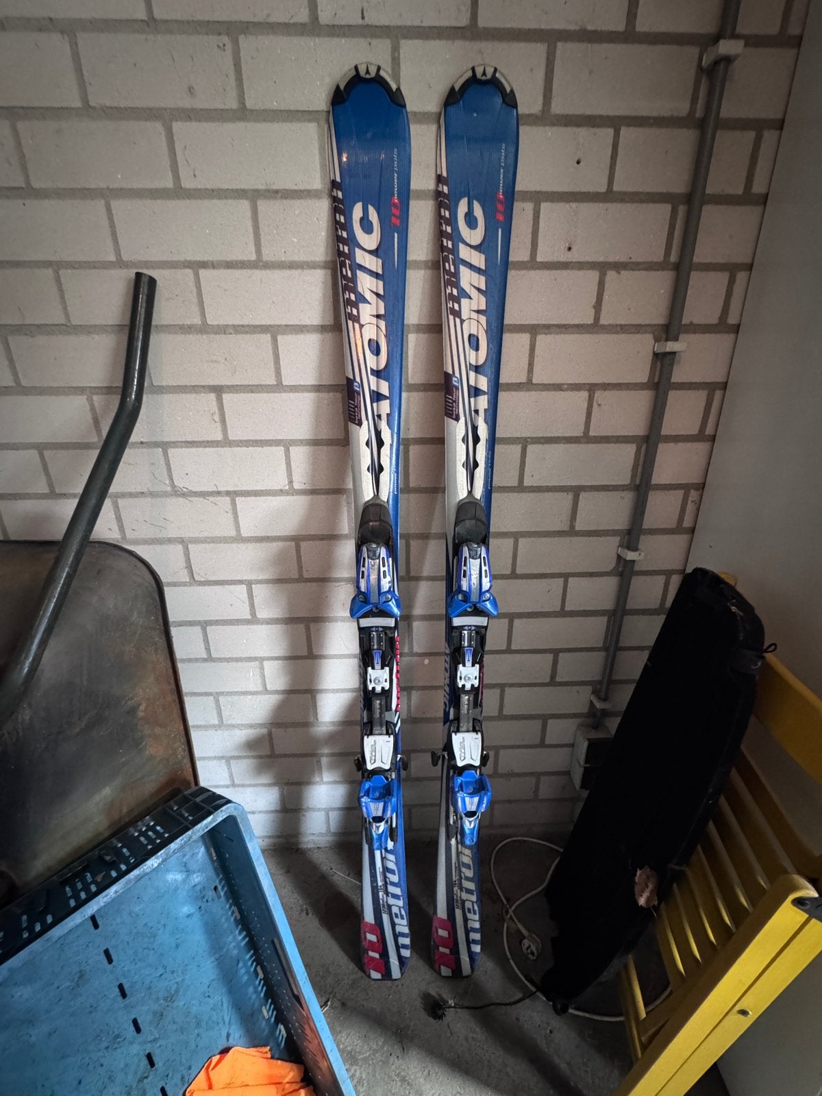 Atomic Metron 10 Ski Ski's Skies Set Heren met Bindingen, Ophalen, 160 tot 180 cm, Gebruikt, Atomic