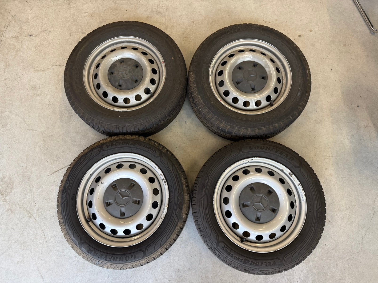 Setje Vito Velgen + All Season Banden 205/65R16, Ophalen, 16 inch, Banden en Velgen, 205 mm