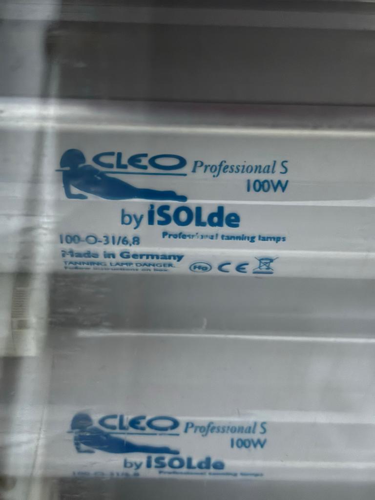24 CLEO Professional S 100W zonnebanklampen by iSolde, Witgoed en Apparatuur, Zonnebanken en Gezichtsbruiners, Ophalen, Gebruikt