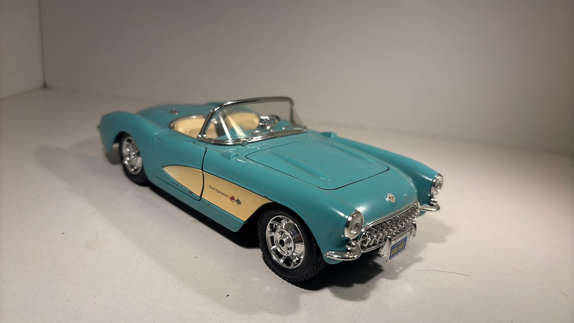 Chevrolet Corvette 1957 Bburago 1.24, Ophalen of Verzenden, Bburago, A, A
