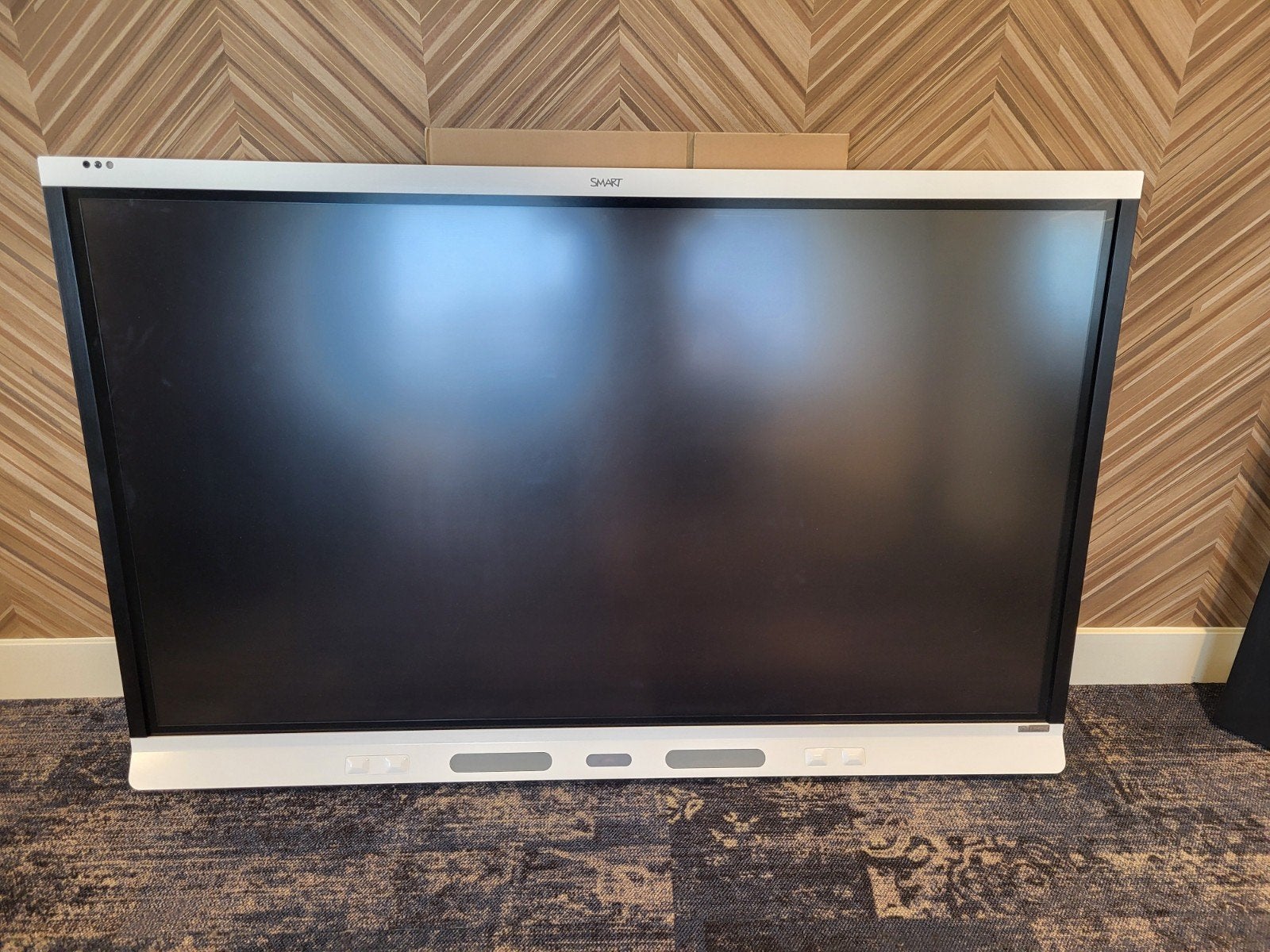 SMART Interactief Scherm - Groot formaat, Computers en Software, Monitoren, Ophalen, HDMI, Ingebouwde speakers, SMART