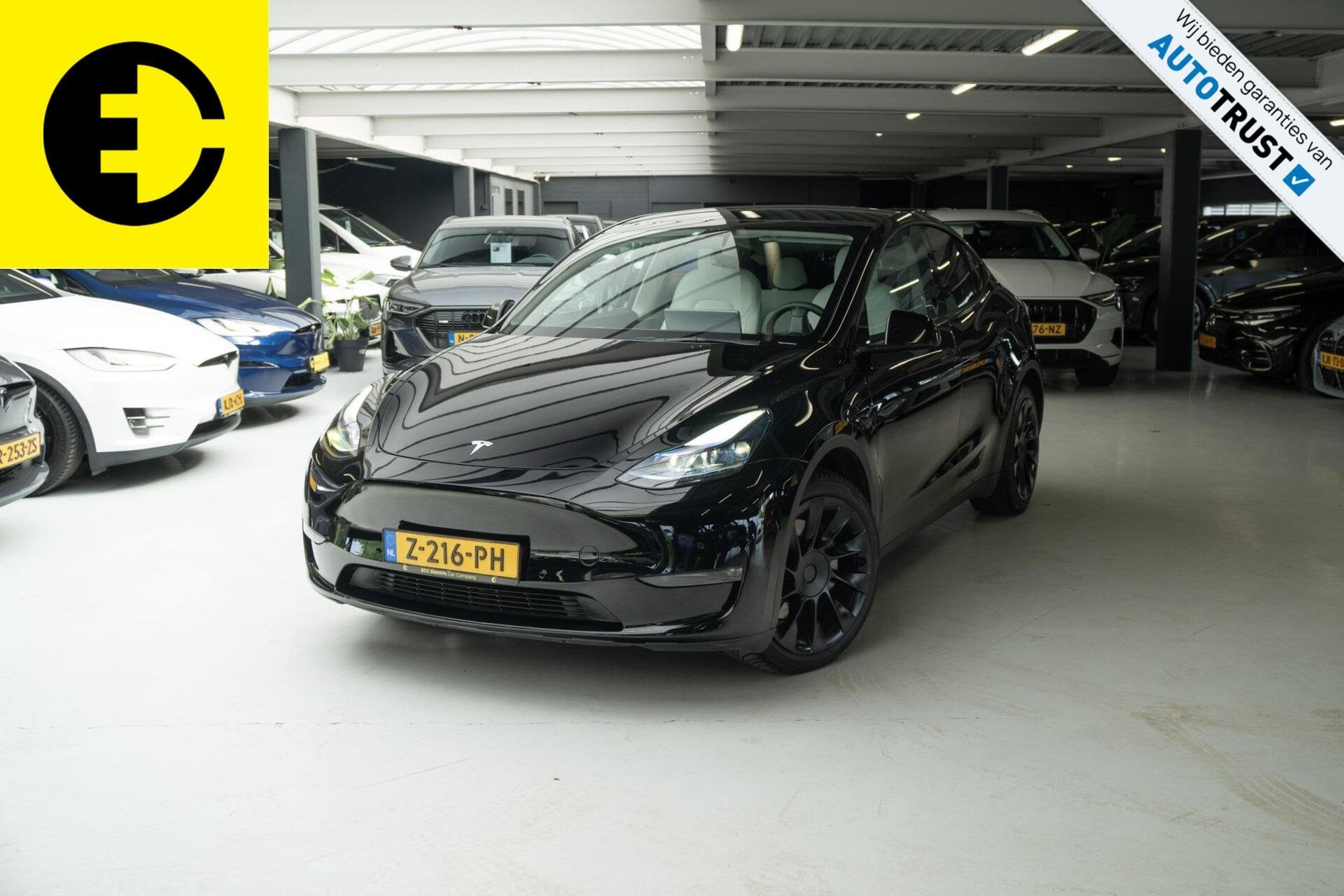 Tesla Model Y Long Range AWD 75 kWh | SoH 89,6% | Trekhaak |, Auto's, Automaat, Gebruikt, Zwart, Leder