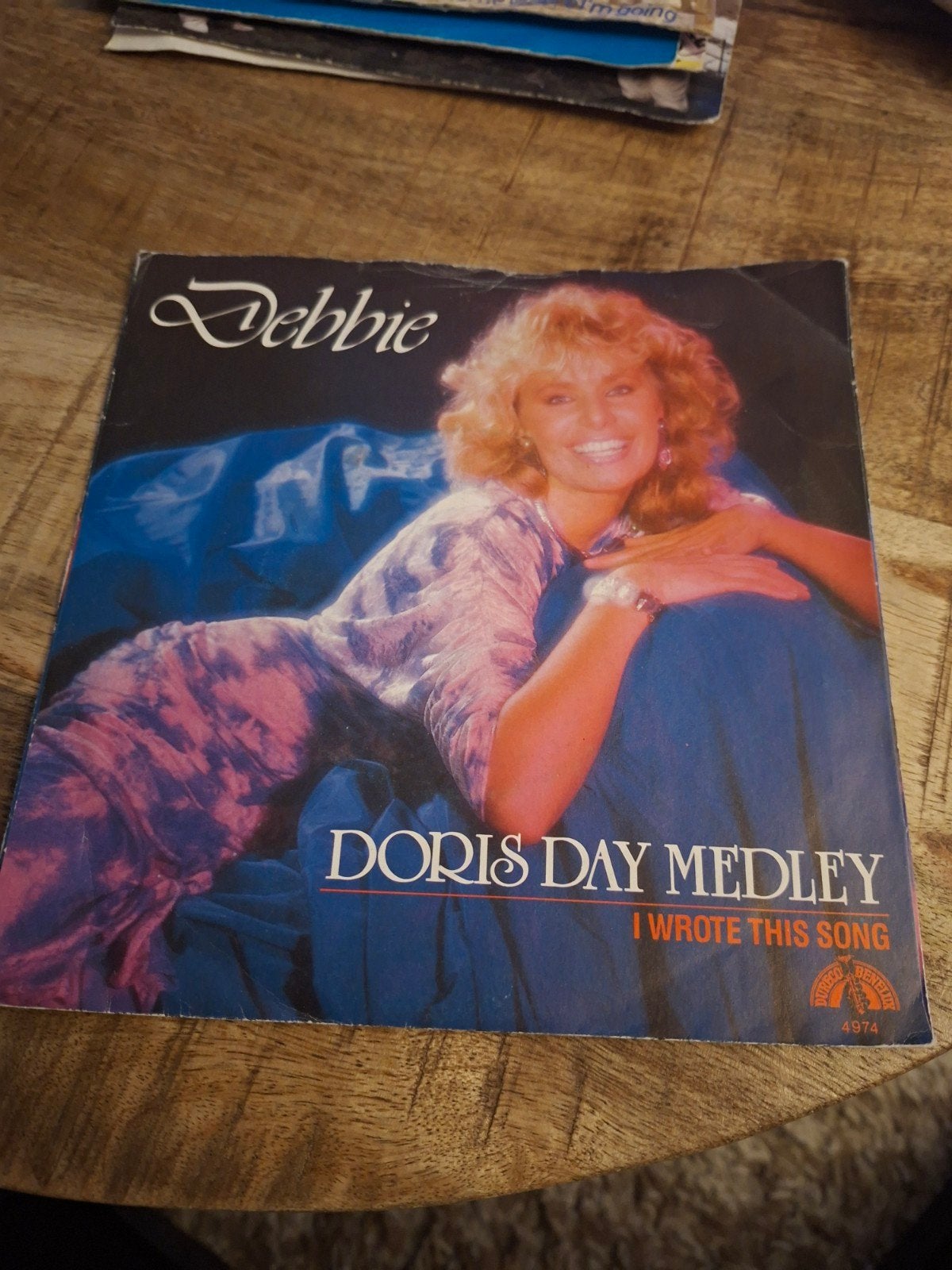 Debbie  / doris day medley, Ophalen of Verzenden, Zo goed als nieuw, Pop