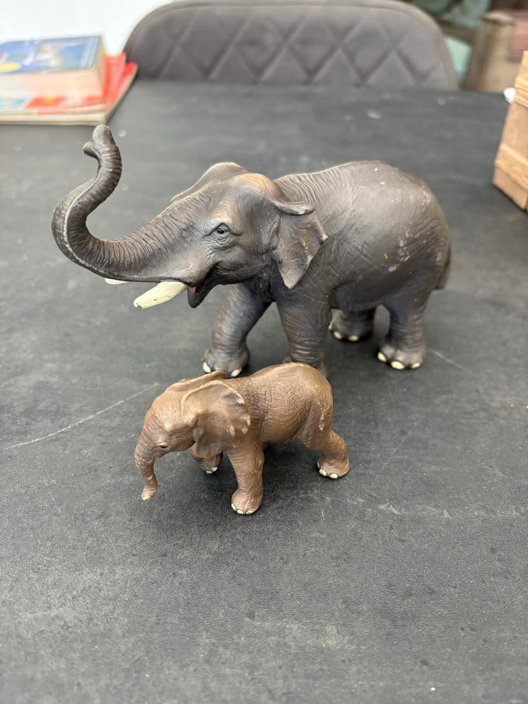 Schleich Olifanten - Grote en Kleine Olifant, Ophalen of Verzenden, Gebruikt, Jongen of Meisje