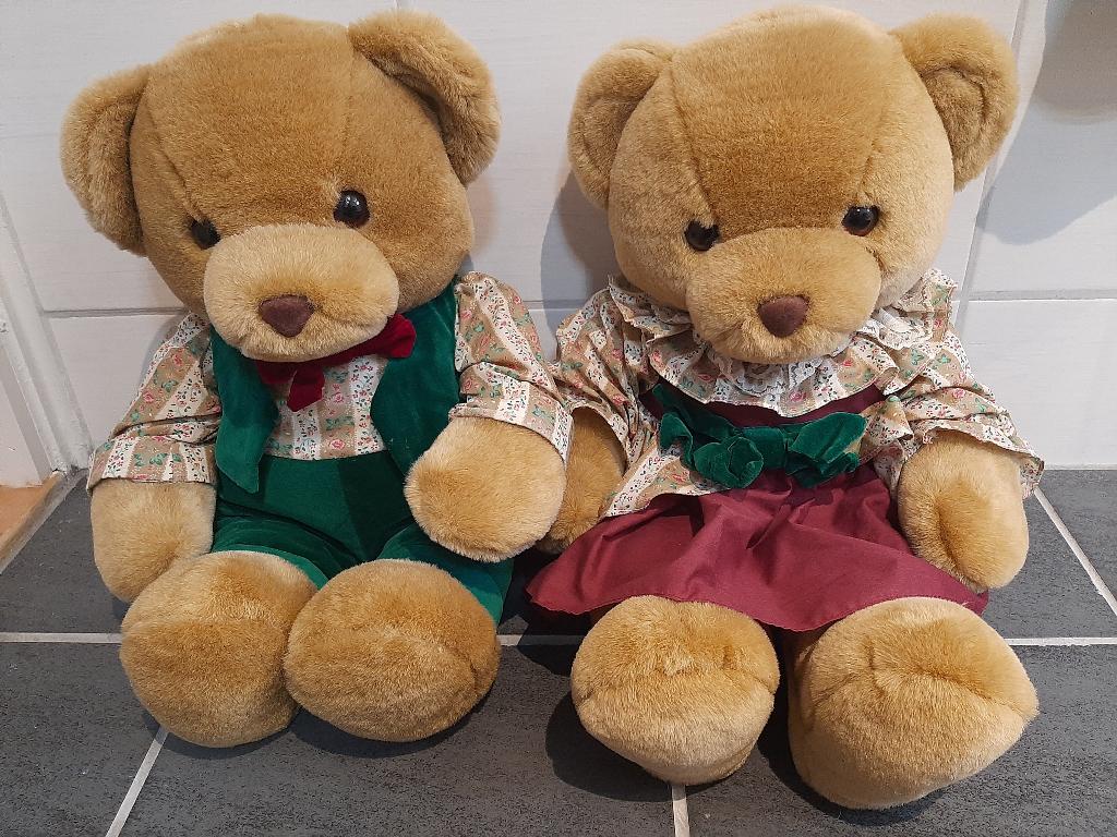 2 Teddyberen Beren pluche Zien er netjes uit, Verzamelen, Verzenden, Zo goed als nieuw, Stoffen beer, Overige merken