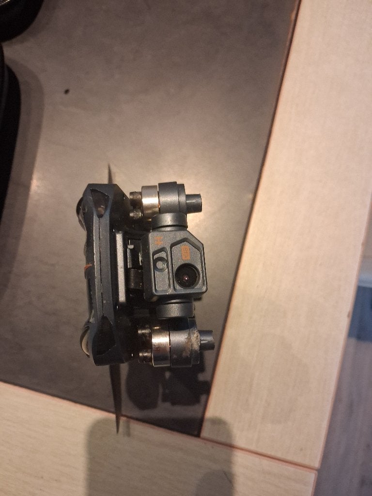 Drone, 250 tot 900 gram, Gebruikt, 30 tot 45 minuten, Opklapbaar