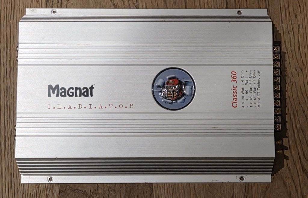 Magnat Classic 360 versterker, Audio, Tv en Foto, 120 watt of meer, Ophalen, Overige merken, Gebruikt