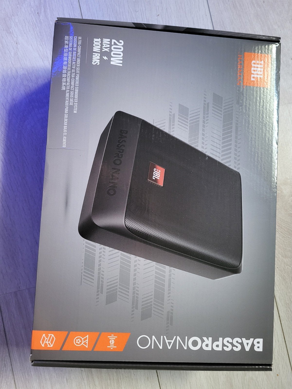 JBL BassPro Nano Underseat Subwoofer - Compleet met doos, Auto diversen, Ophalen of Verzenden, Gebruikt