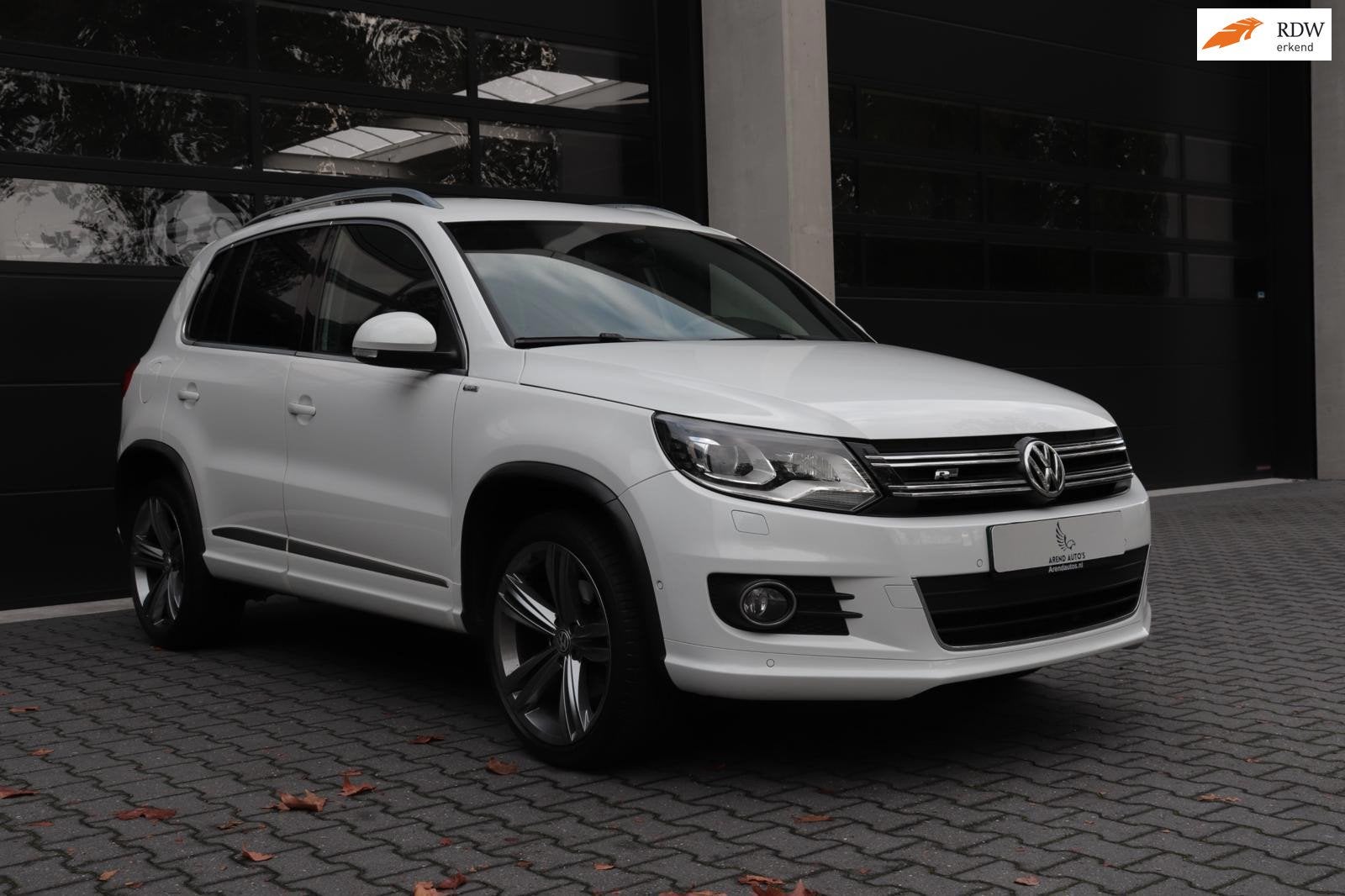 Volkswagen Tiguan 2.0 TSI Sport&Style 4Motion|R-Line|Xenon L