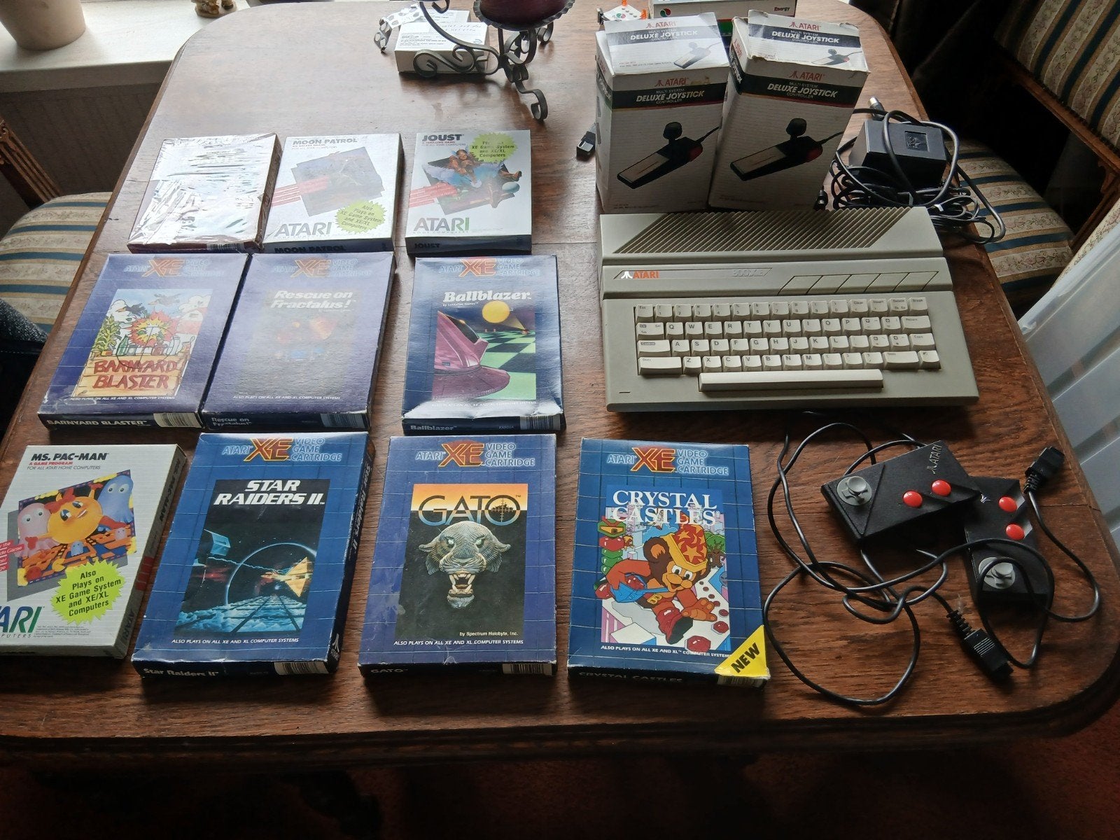 Atari 800XE met games en controllers, Ophalen, Met 2 controllers, Atari 2600, Gebruikt