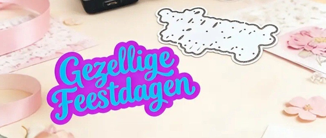 Nieuw  snijmal Tekst Gezellige Feestdagen, Hobby en Vrije tijd, Kaarten | Zelf maken, Ophalen of Verzenden, Nieuw, Overige thema's