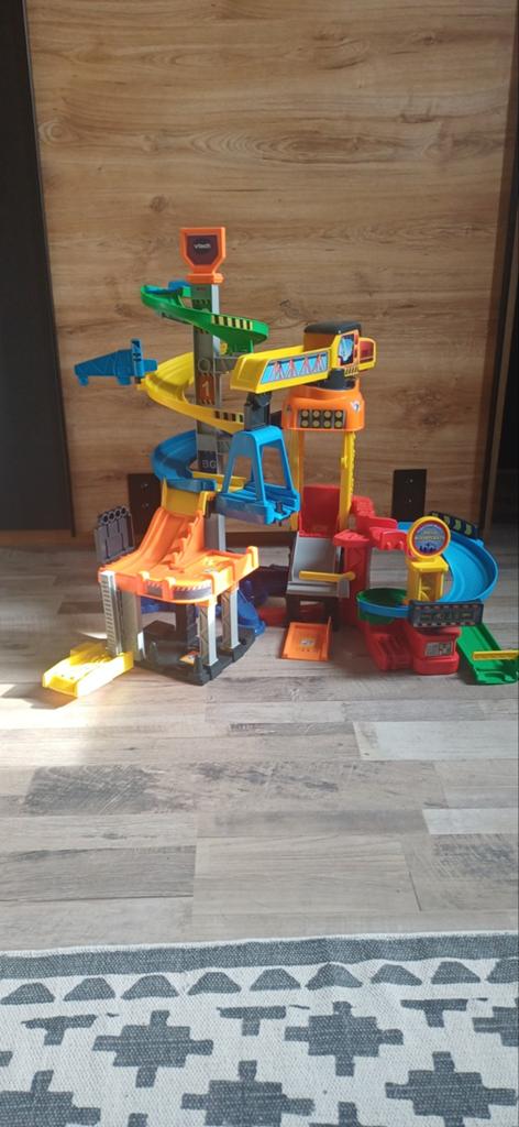 Toet toet baan! Incl auto's, Ophalen, Zo goed als nieuw