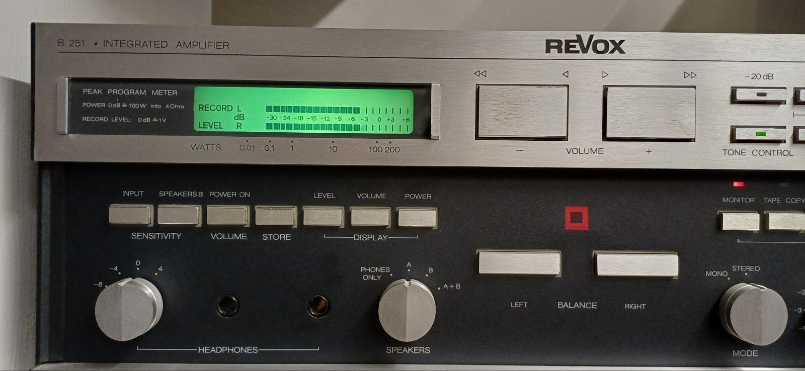 ReVox B251 Geïnt. Versterker, Audio, Tv en Foto, Gebruikt, 120 watt of meer, Stereo, Ophalen