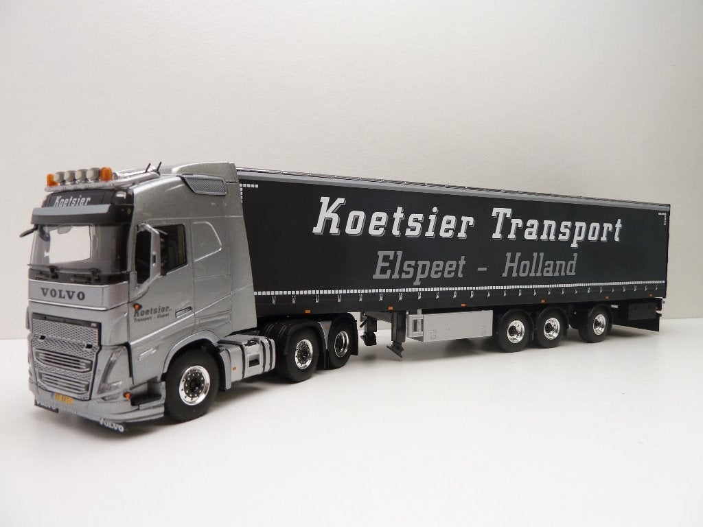Volvo FH 05 globetrotter  '' Koetsier - Elspeet ''  WSI, Hobby en Vrije tijd, Modelauto's | 1:50, Ophalen of Verzenden, Zo goed als nieuw