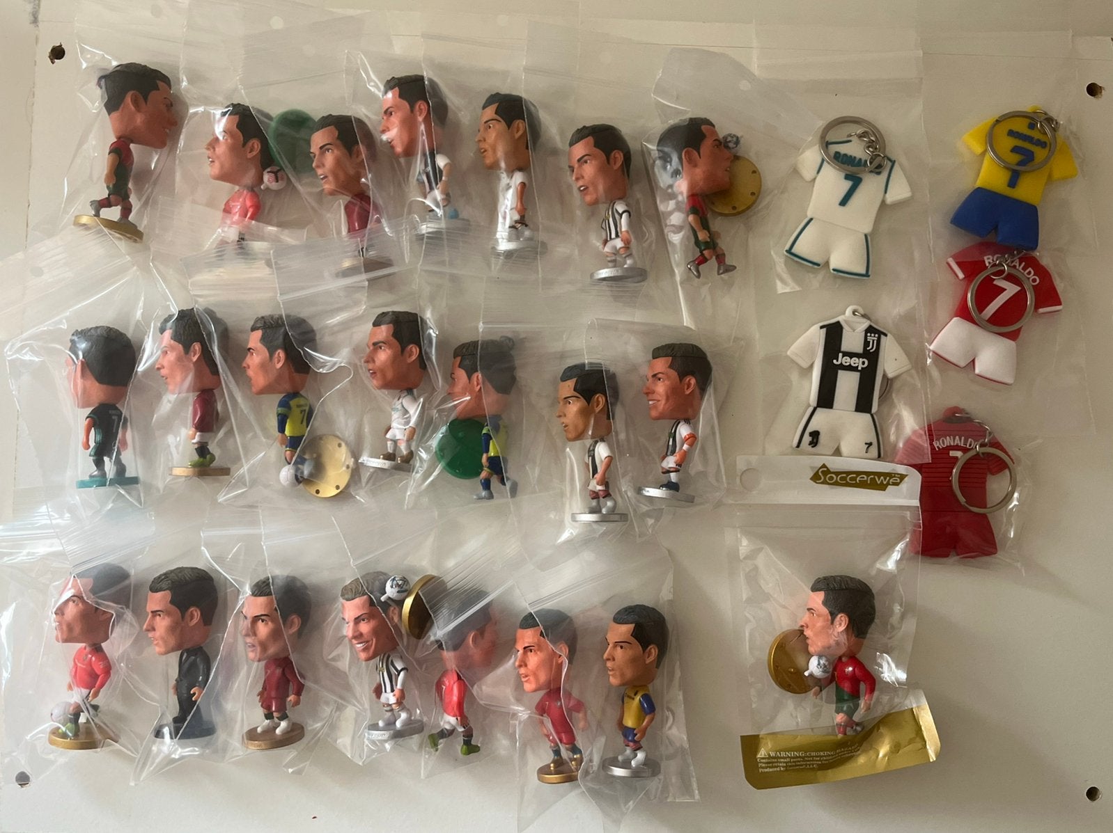 Verzameling Cristiano Ronaldo voetbalpoppetjes, sleuthangers, Verzenden, Zo goed als nieuw, Buitenlandse clubs