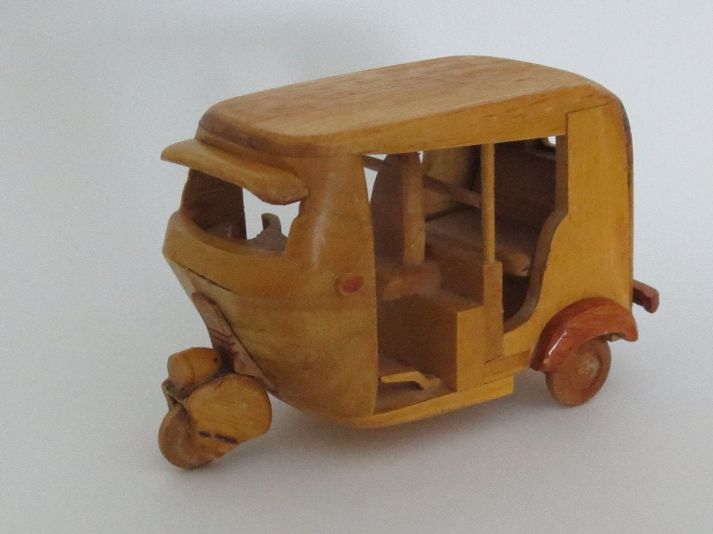 Houten TukTuk, schaal ong. 1:20, izgst, Ophalen of Verzenden, Zo goed als nieuw, Overige typen, Overige merken