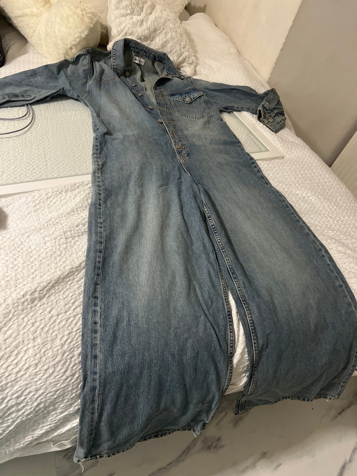 Zara Denim Jumpsuit - Maat M, Kleding | Dames, Jumpsuits, Ophalen of Verzenden, Zo goed als nieuw, Maat 38/40 (M), Blauw
