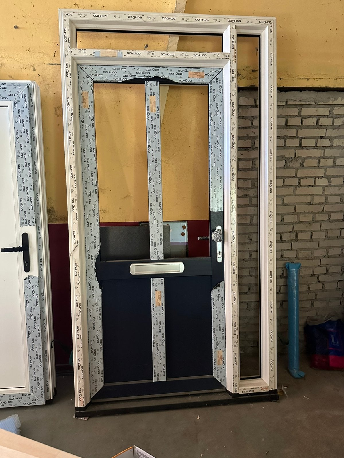 Schuco voordeurkozijn blauw | kunststof voordeur, 75 tot 150 cm, Kunststof, Deurkozijn, Nieuw