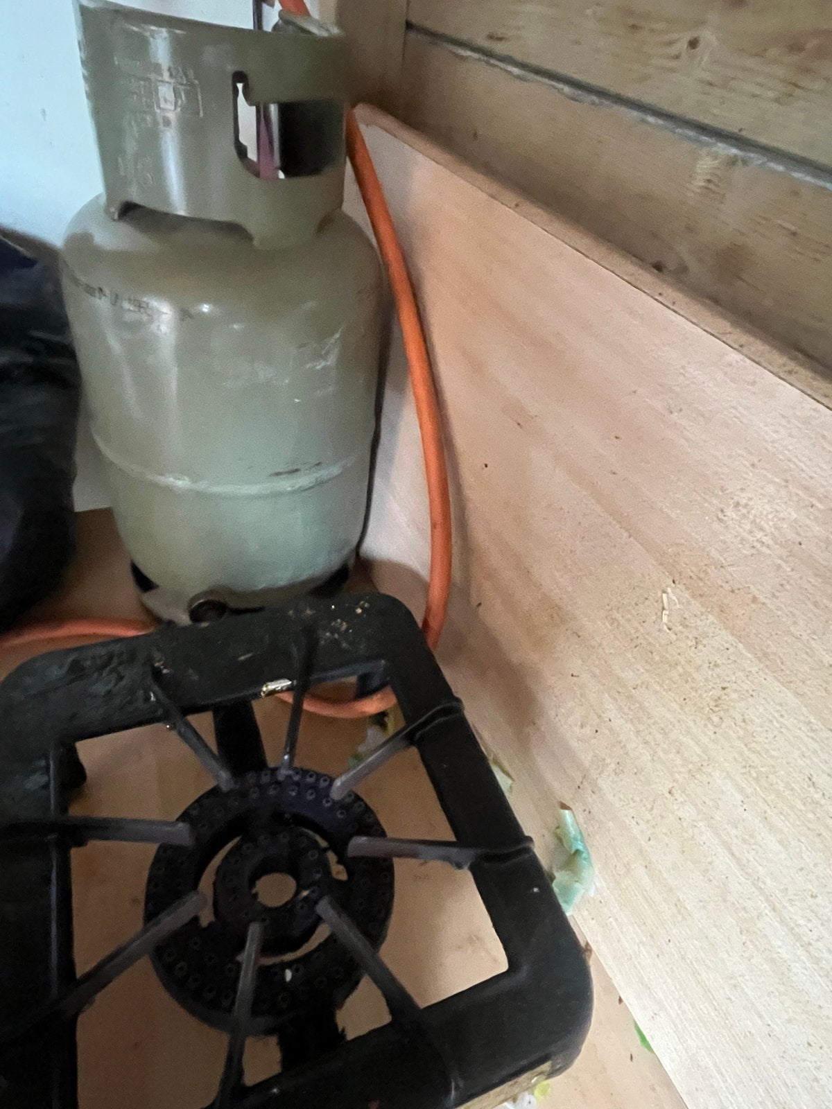 Gasfles met brander - Ideaal voor camping of buitenkeuken, Ophalen, Gebruikt