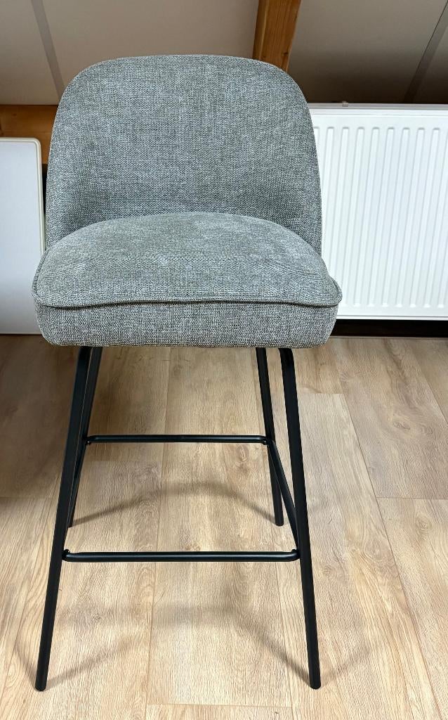Nieuwe barkruk, kleur grijs, Huis en Inrichting, Barkrukken, Met voetsteun, 60 tot 90 cm, Nieuw, Ophalen of Verzenden