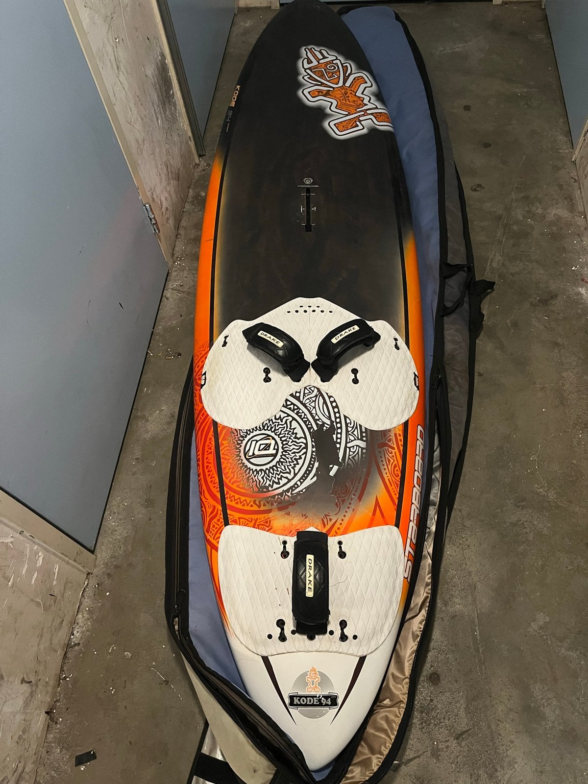 Starboard Kode Freewave 94 Carbon Edition 2015 Windsurfplank, Watersport en Boten, Windsurfen, Gebruikt, Plank, Starboard, Minder dan 250 cm