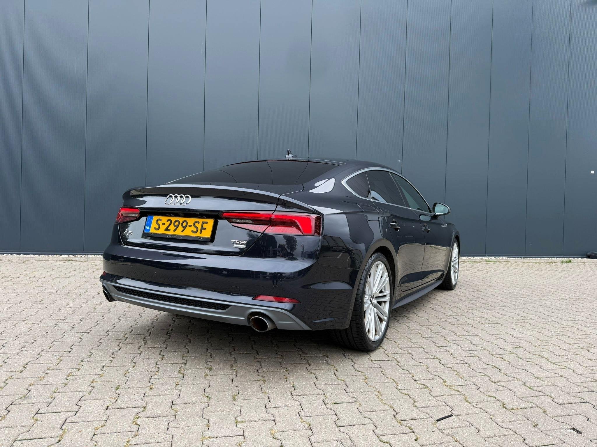 Foto 9 van Audi A5 Sportback 2.0 TFSI MHEV Sport Pro Line virtual / cam