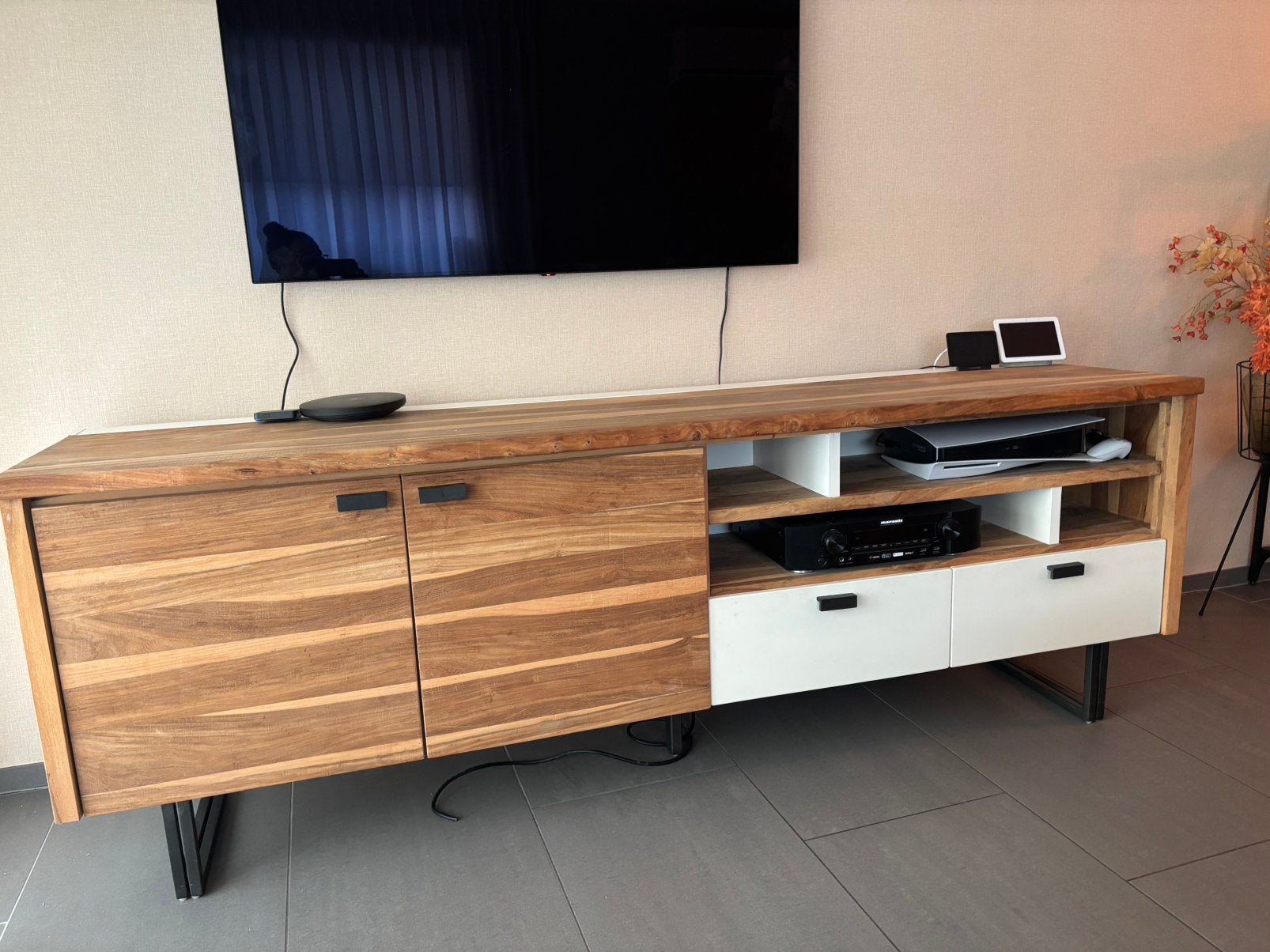 Houten dressoir/ tv-meubel, Huis en Inrichting, Ophalen, Zo goed als nieuw, 25 tot 50 cm, 200 cm of meer