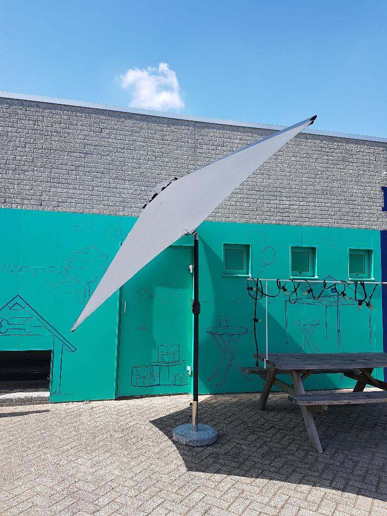 Koopje! Stok parasol 350cm aluminium, De Amert 152 5462GH Veghel, Grizzly Outdoor, Kantelbaar, Nieuw