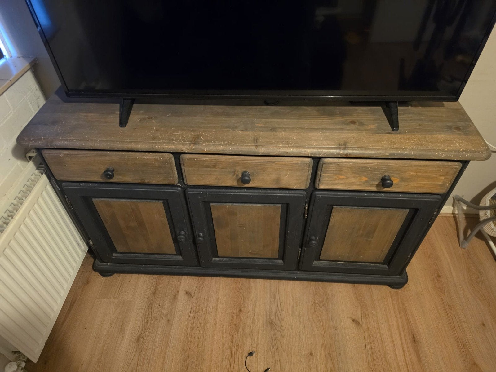 Gratis dressoir/tv-meubel met lades en deuren - Assen, Huis en Inrichting, Ophalen, Gebruikt, 25 tot 50 cm