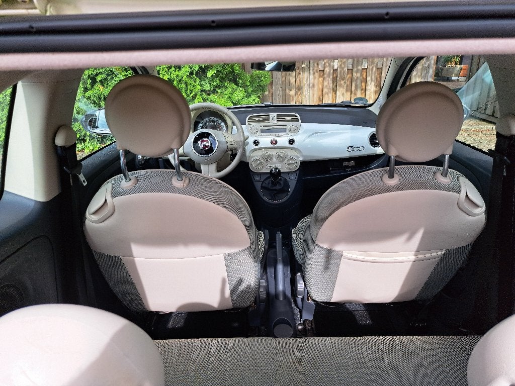 Foto 12 van Fiat 500 1.2 69pk 2012 Funky White