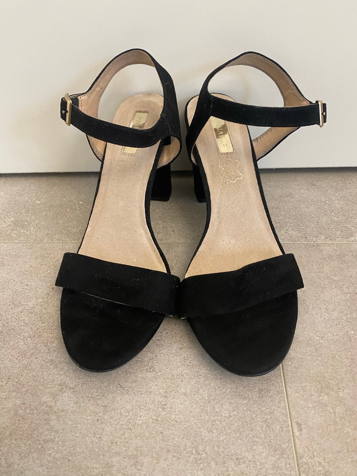 Zwarte sandalen met blokhak - Maat 42, Kleding | Dames, Schoenen, Ophalen of Verzenden, Zo goed als nieuw, Zwart, Sandalen of Muiltjes