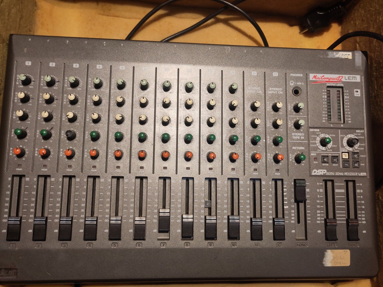 LEM MixCompact 12 mixer met 2 LEM Cassa G 70 speakers, Ophalen, Gebruikt