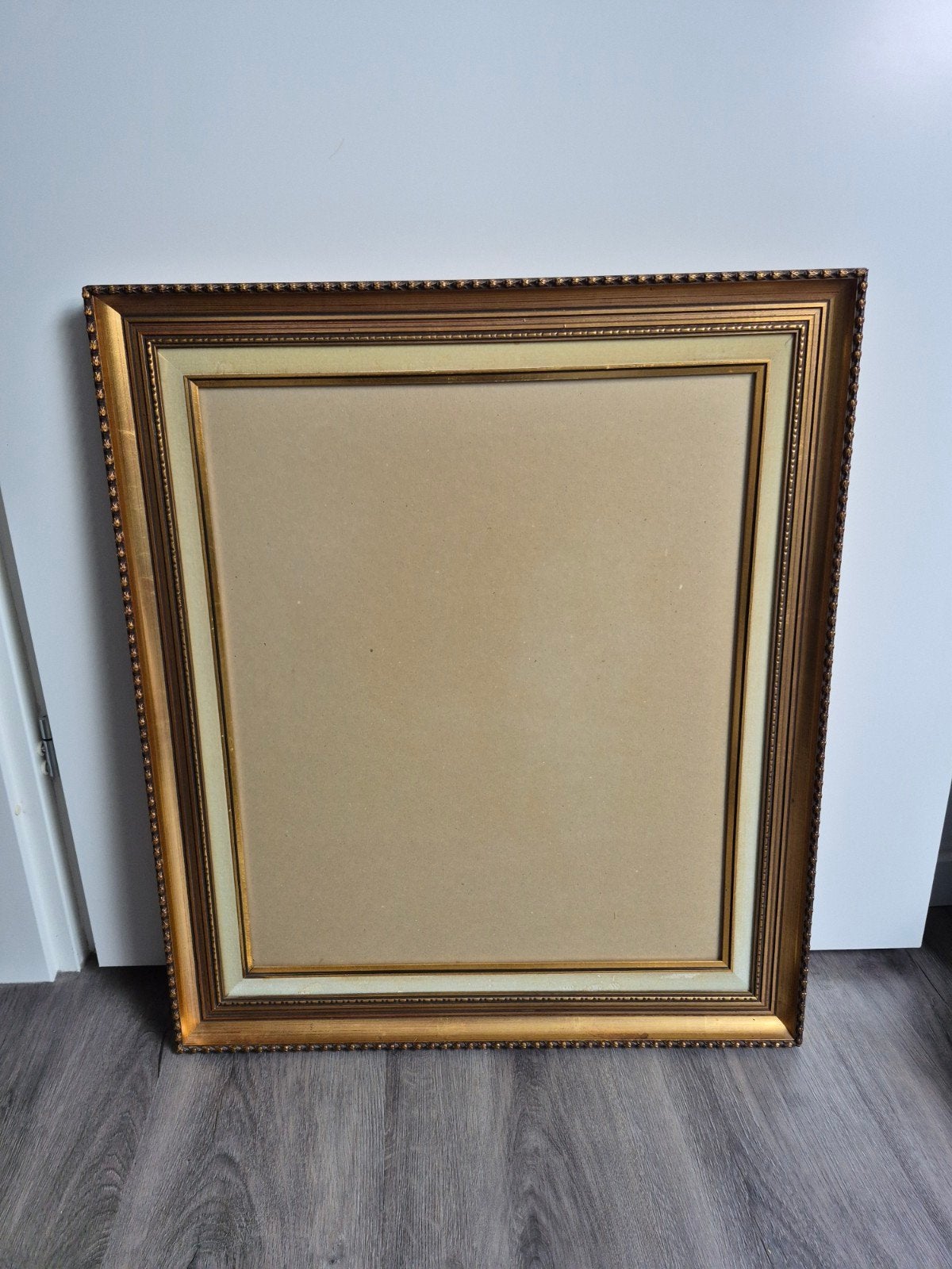 Mooie Vintage Fotolijst Jaren '60/'70  maat 65x75 cm, Huis en Inrichting, Ophalen, Gebruikt, Hangend, Fotolijst