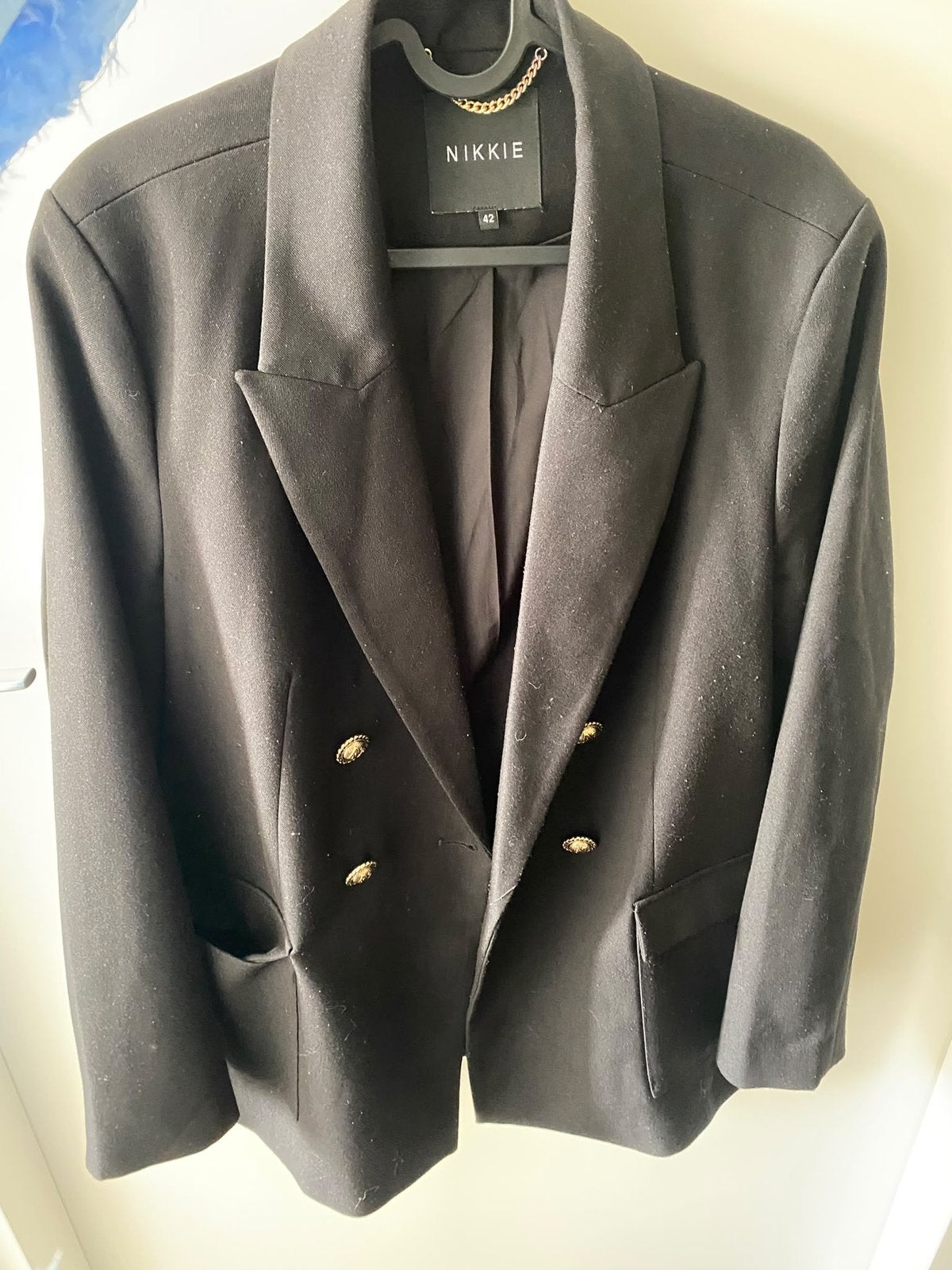 Nikkie blazer zwart 42, Ophalen of Verzenden, Zo goed als nieuw, Maat 42/44 (L), Zwart