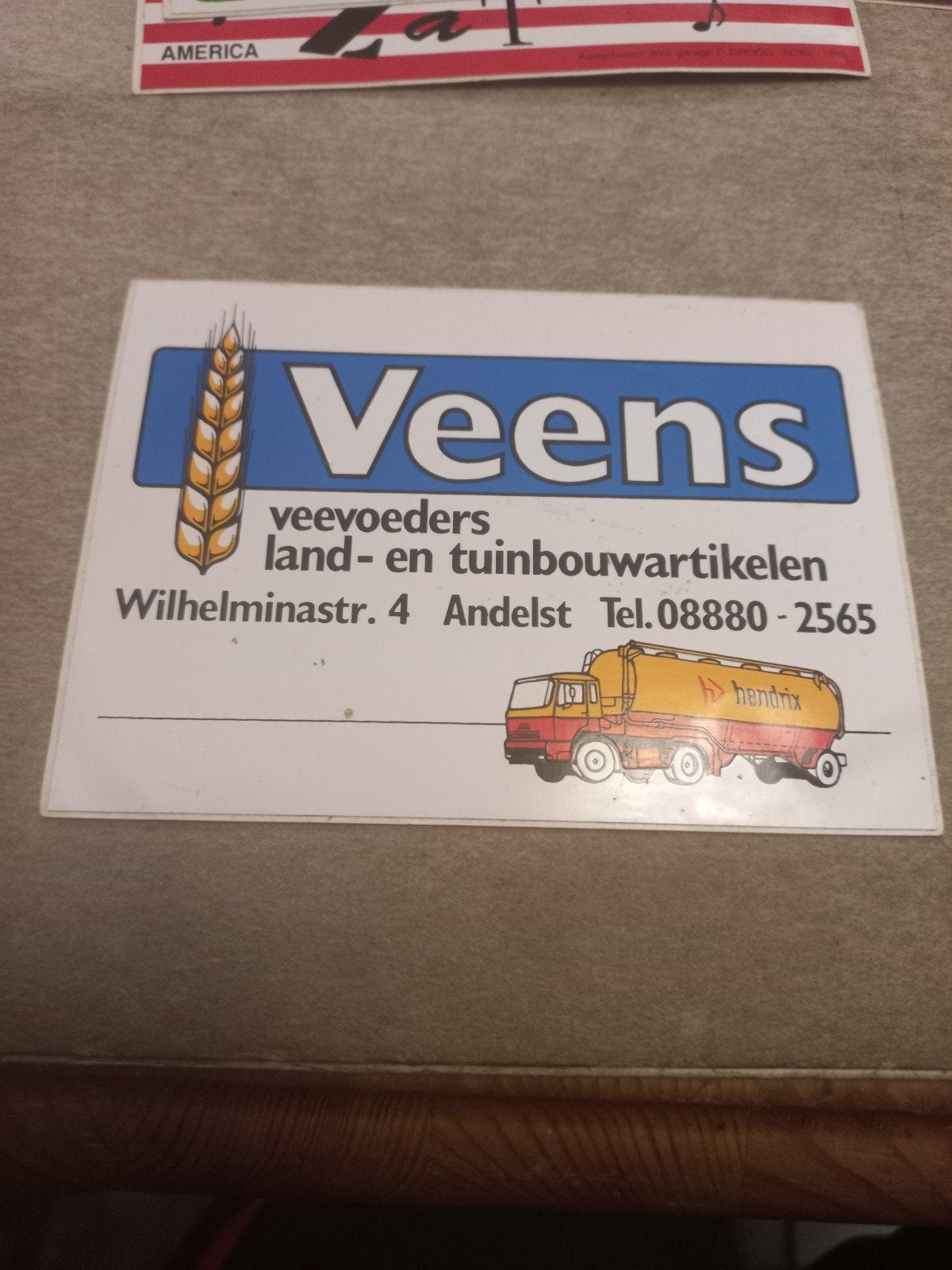 Vintage sticker Veens Veevoeders Hendrix, Ophalen of Verzenden, Gebruikt