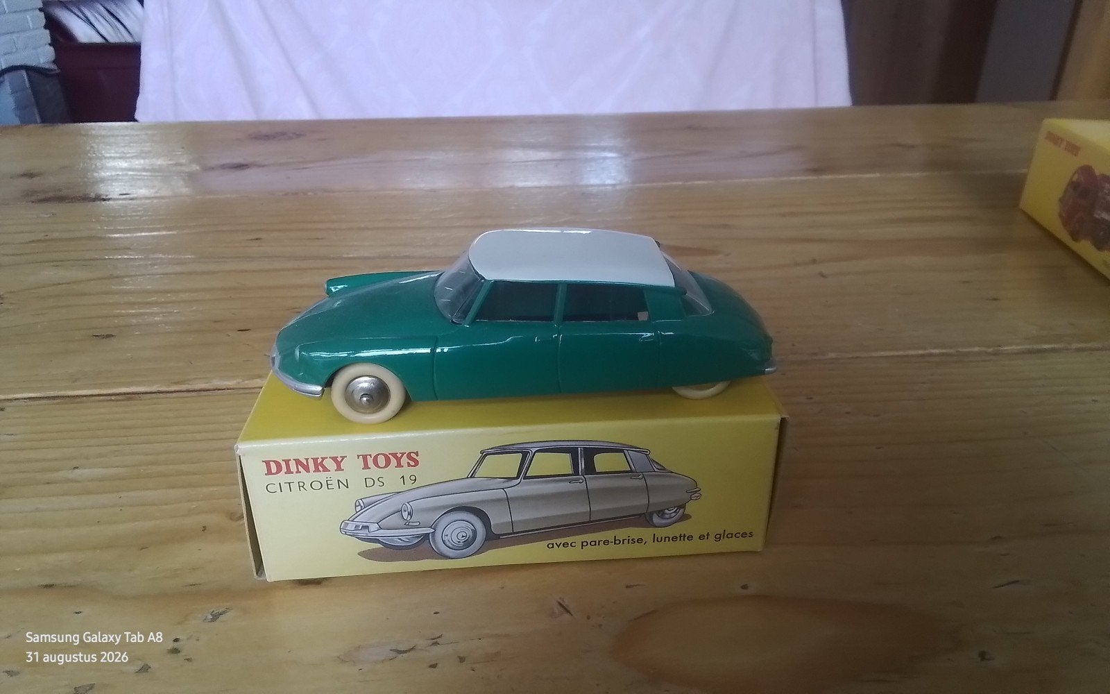 Dinky Toys Citroën DS 19 - Groen met wit dak, Hobby en Vrije tijd, Modelauto's | 1:43, Ophalen of Verzenden, Nieuw, Auto, Dinky Toys