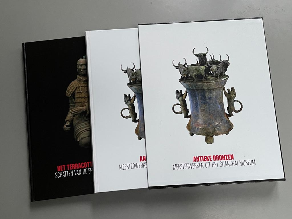 Cassette met Antieke Bronzen & Het terracotta leger (2008), Boeken, 14e eeuw of eerder, Ophalen of Verzenden, Zo goed als nieuw