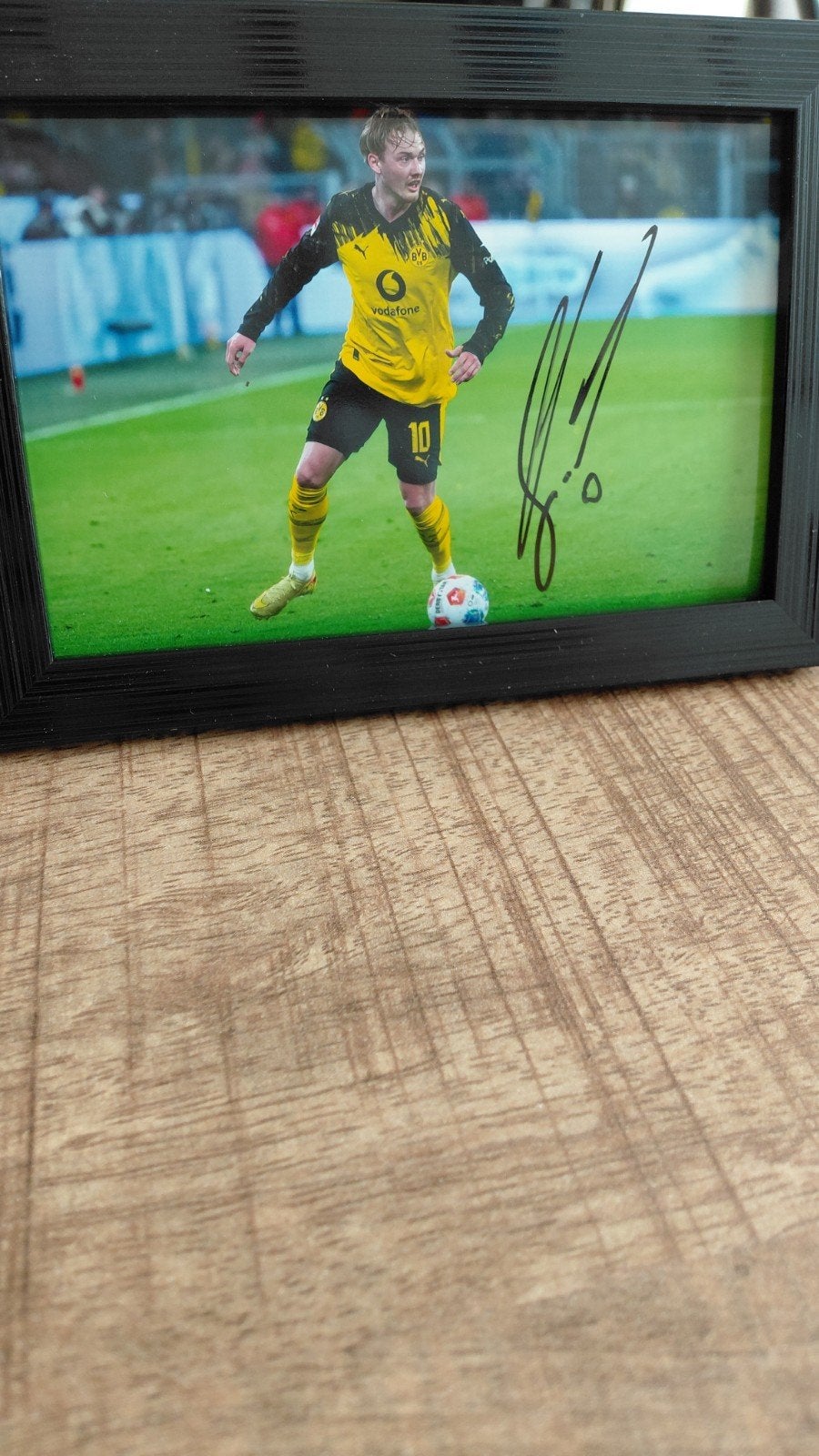 Gesigneerde Julian Brandt foto, Verzamelen, Ophalen of Verzenden, Overige typen