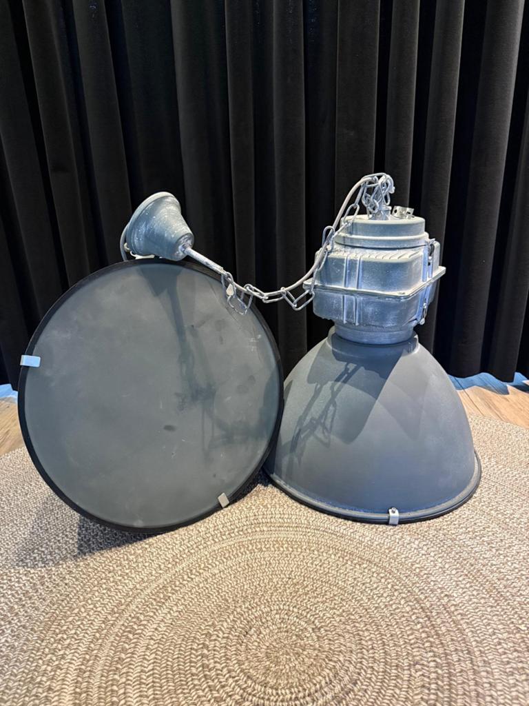 2 betonlook hanglamp en betonlook klok, Huis en Inrichting, Lampen | Hanglampen, Ophalen, Gebruikt, 50 tot 75 cm