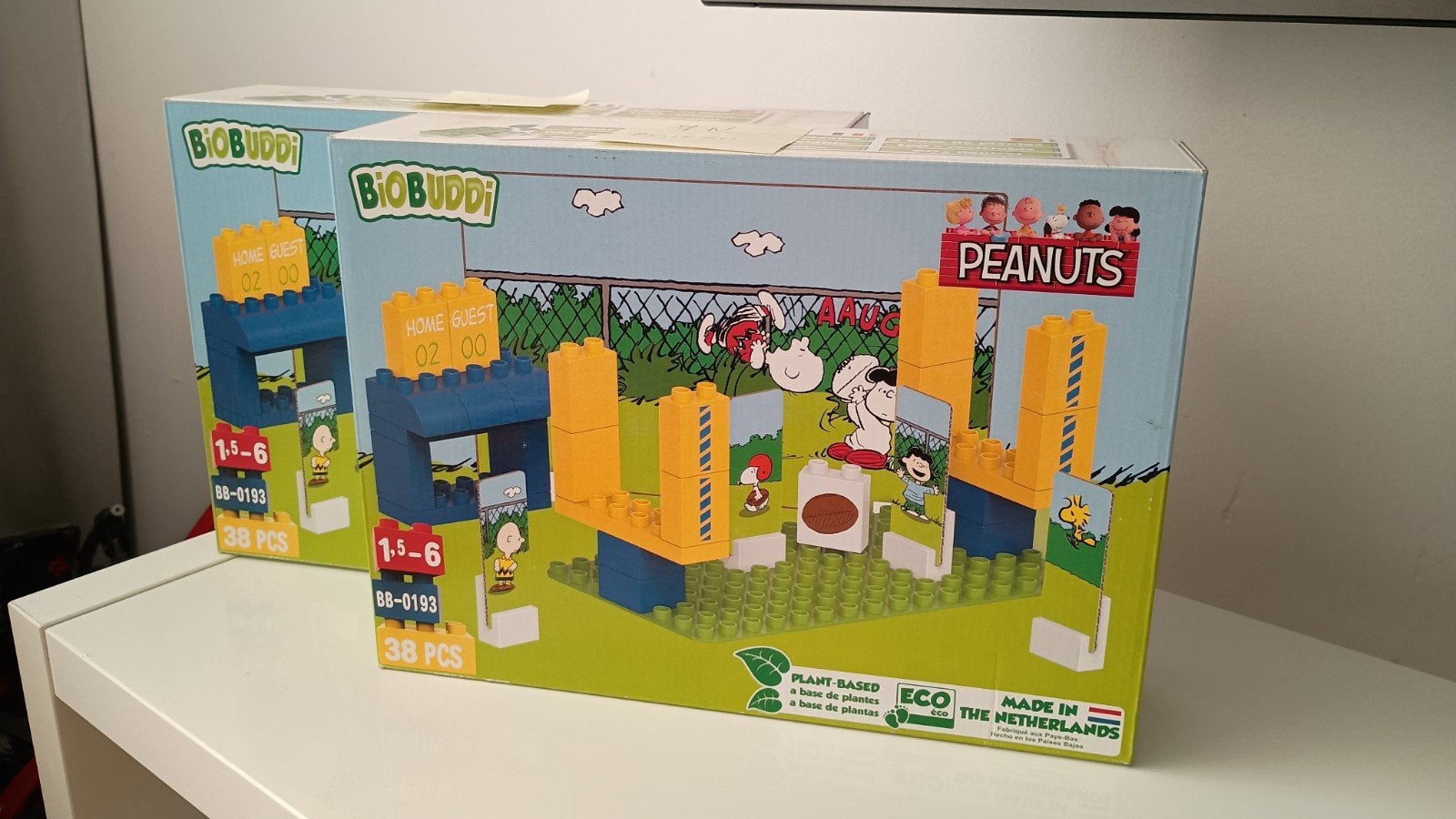 BiOBUDDi Peanuts / Snoopy – 38 pcs 
Brand new BiOBUDDi bui, Ophalen of Verzenden, Nieuw