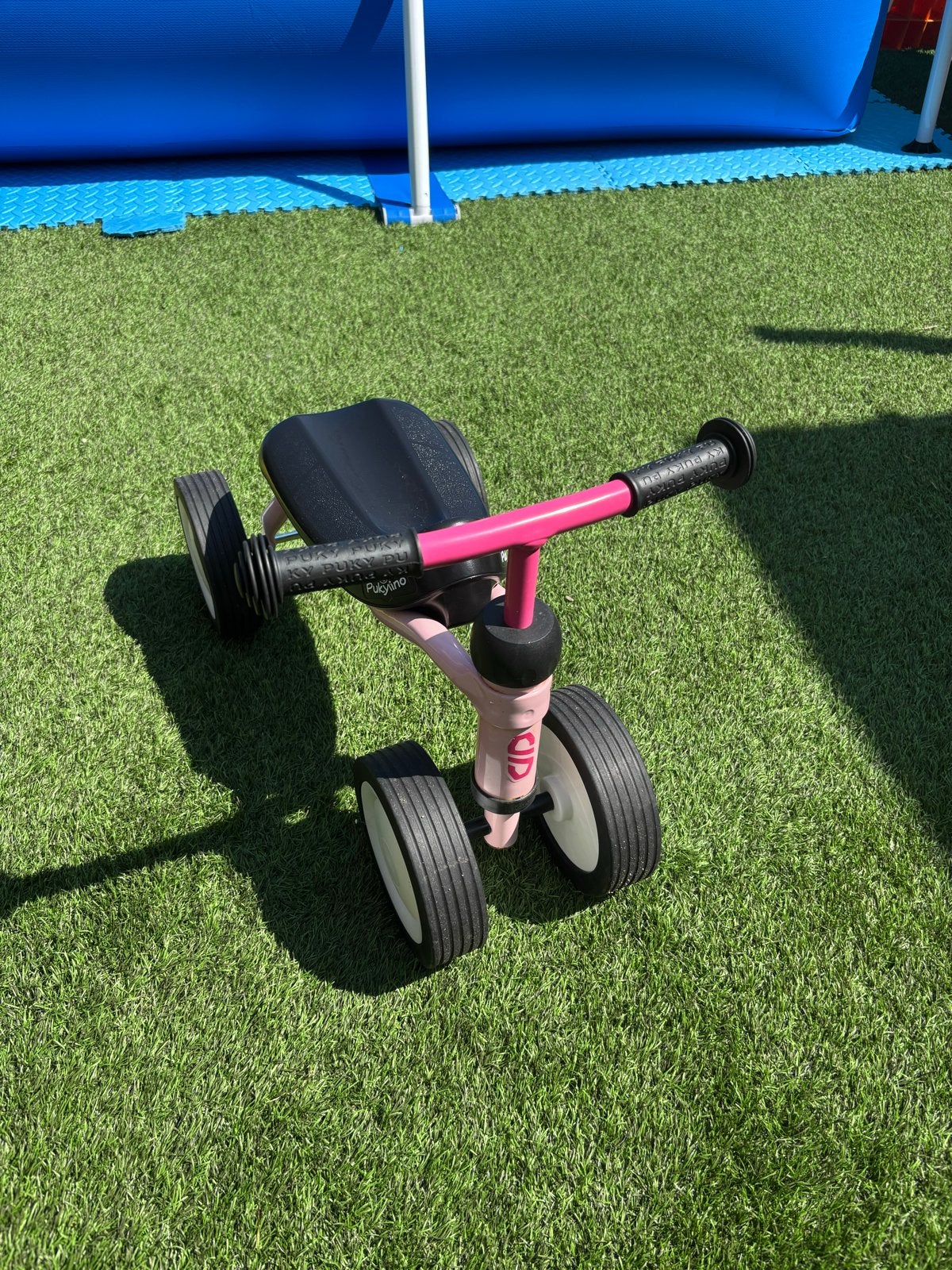Pukyino Loopfiets Roze - Perfect voor de eerste stapjes, Ophalen, Gebruikt, Loopfiets