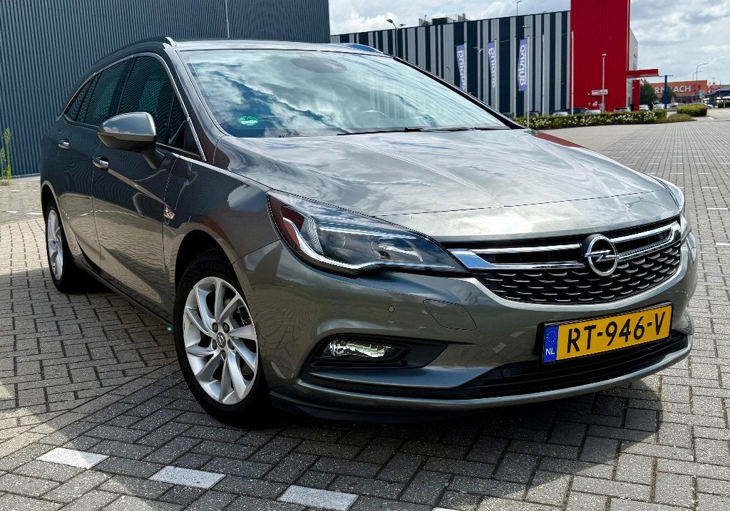Opel Astra Sports Tourer Business Executive | CarPlay, Voorwielaandrijving, Lane Keeping Assist, 1178 kg, Origineel Nederlands