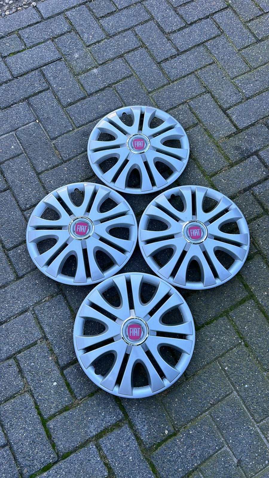 Set Fiat Wieldoppen 13 inch 4 stuks, Ophalen of Verzenden, Nieuw