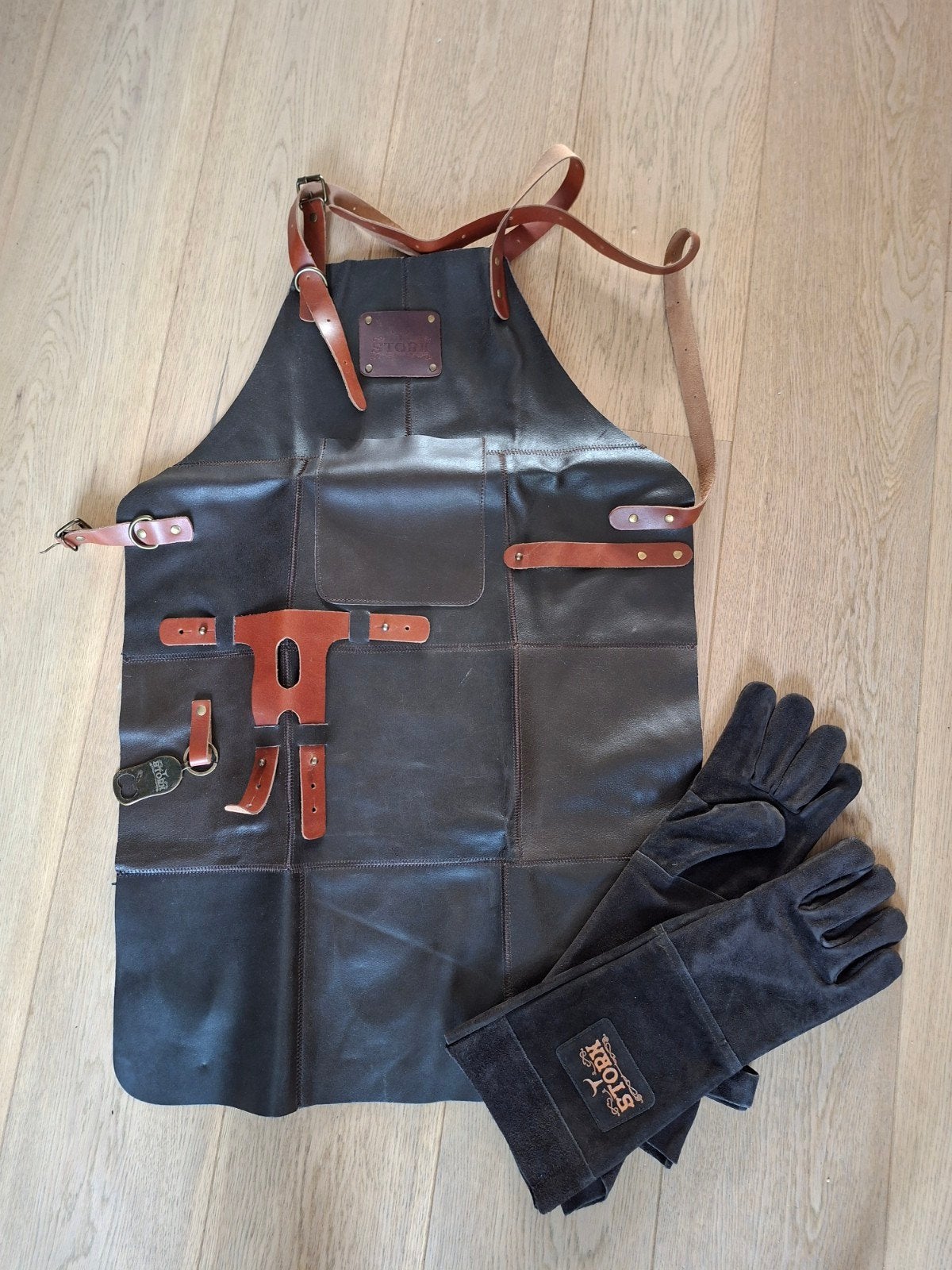 NIEUW Leren schort en leren handschoenen BBQ, Ophalen of Verzenden, Nieuw