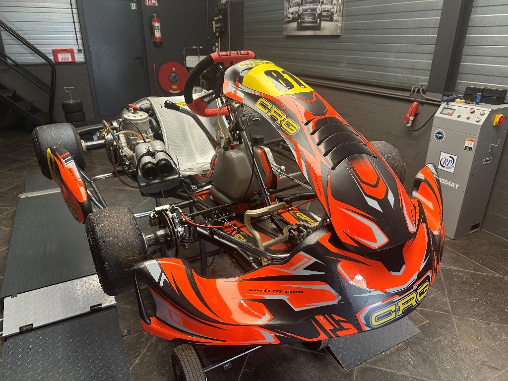 CRG KZ Kart met R2 motor 2025 READY for Race, Sport en Fitness, Karting, Ophalen, Zo goed als nieuw, Kart