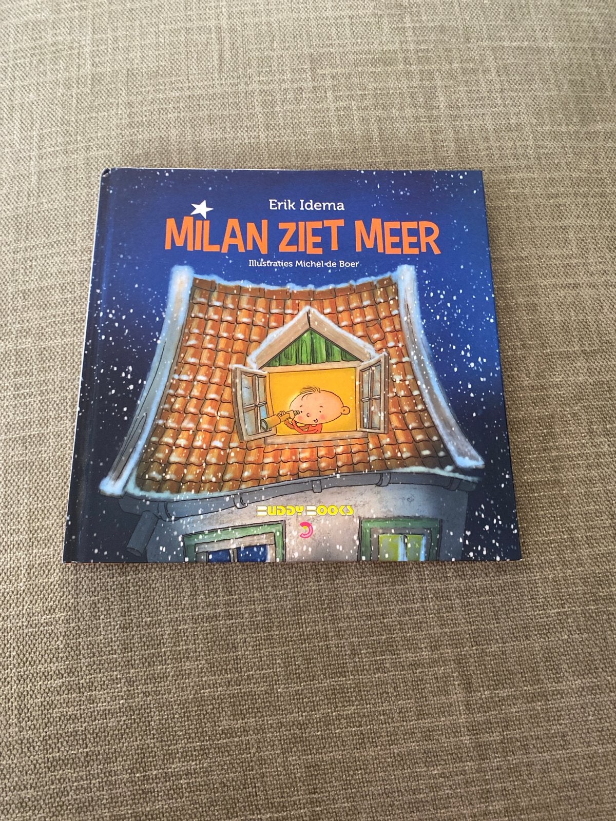 Milan Ziet Meer - Erik Idema (Kinderboek), Ophalen of Verzenden, Zo goed als nieuw, 3 tot 4 jaar