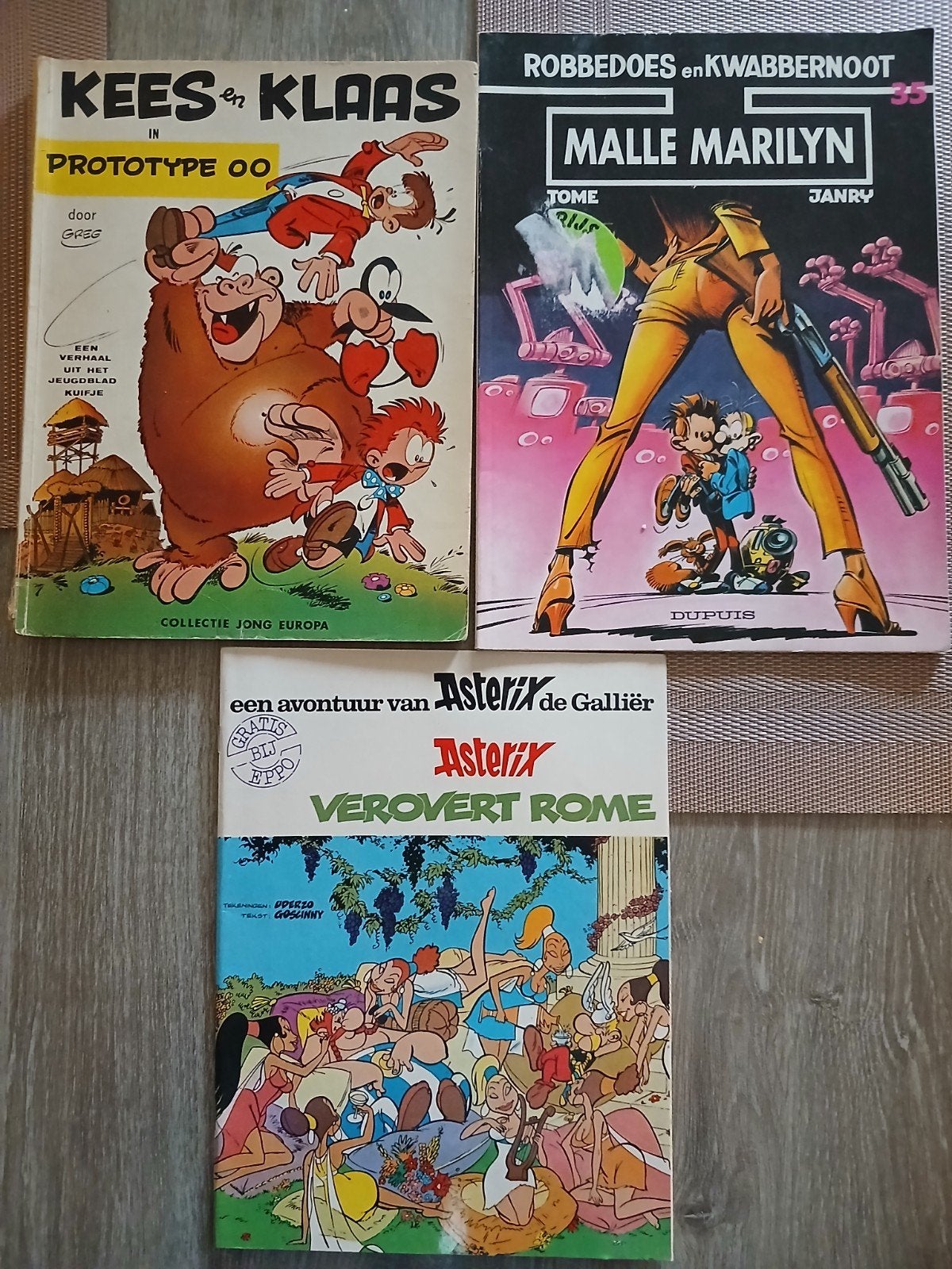 Diverse stripboeken: Kees en Klaas, Robbedoes, Asterix, etc., Ophalen of Verzenden