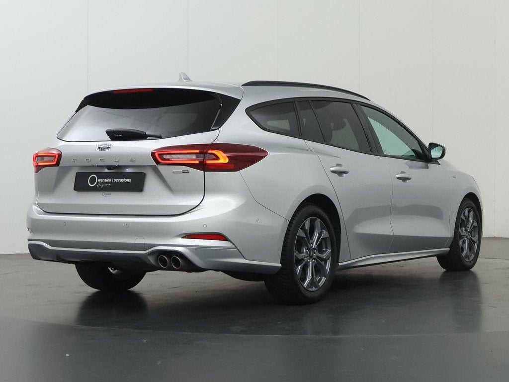 Ford Focus Wagon 1.0 EcoBoost Hybrid ST Line X | Afneembare, 1349 kg, Gebruikt, Handgeschakeld, 19 km/l