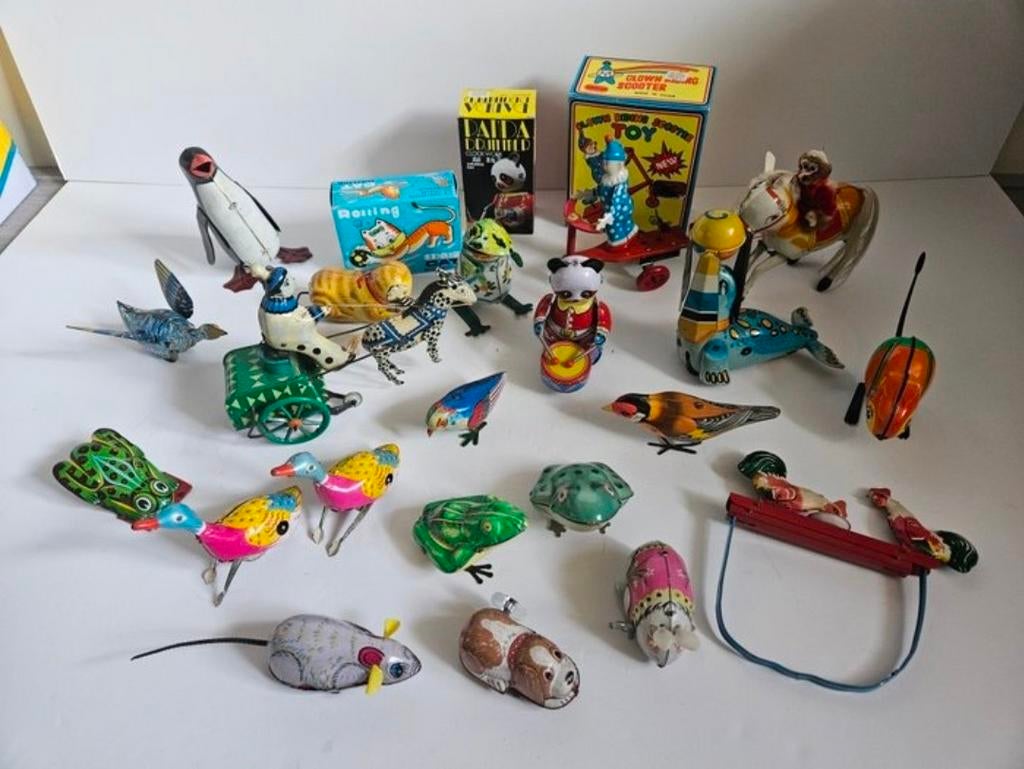 Collectie van 21 Vintage Blikken Opwindbaar Speelgoed, Antiek en Kunst, Ophalen of Verzenden