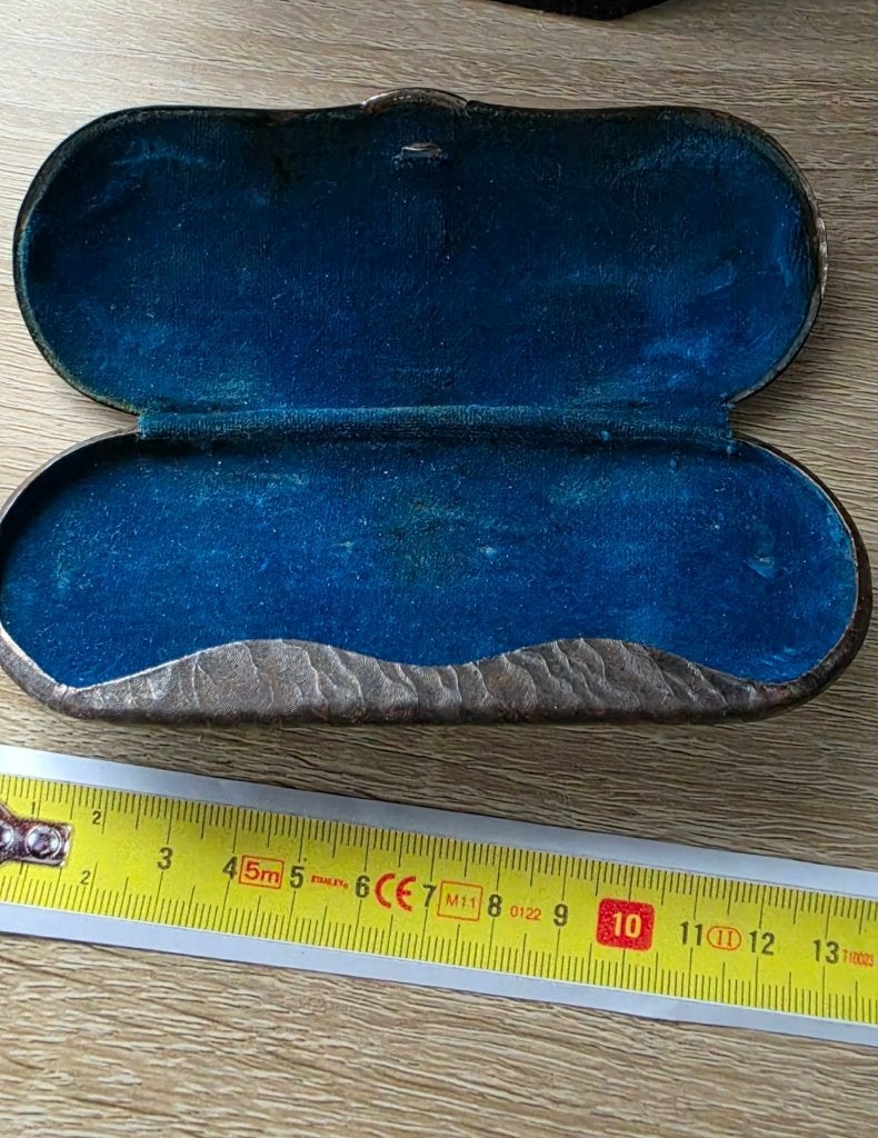 Vintage metalen brillenkoker/brillenhoes van het merk Optal, Antiek en Kunst, Ophalen of Verzenden